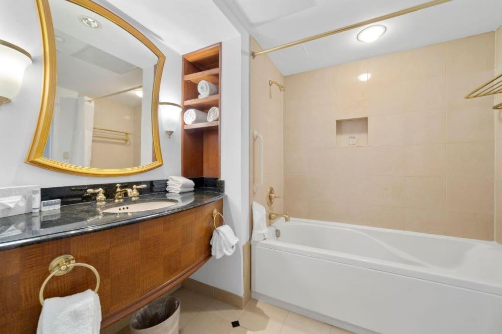 Apartment Beachfront 1br2ba Cozysuites At Showboat Atlantic City